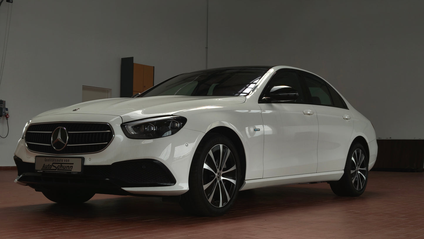 Concurs - MERCEDES-BENZ E300de în valoare de £40 000