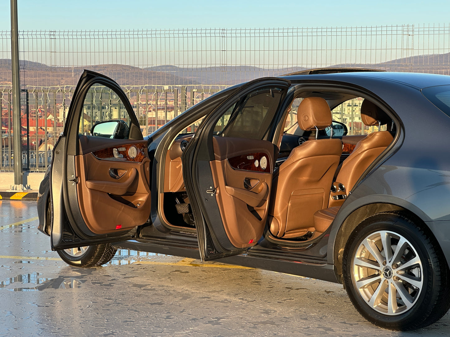 XCARSWAP Digital Car Buyer Guide + Bonus Entry