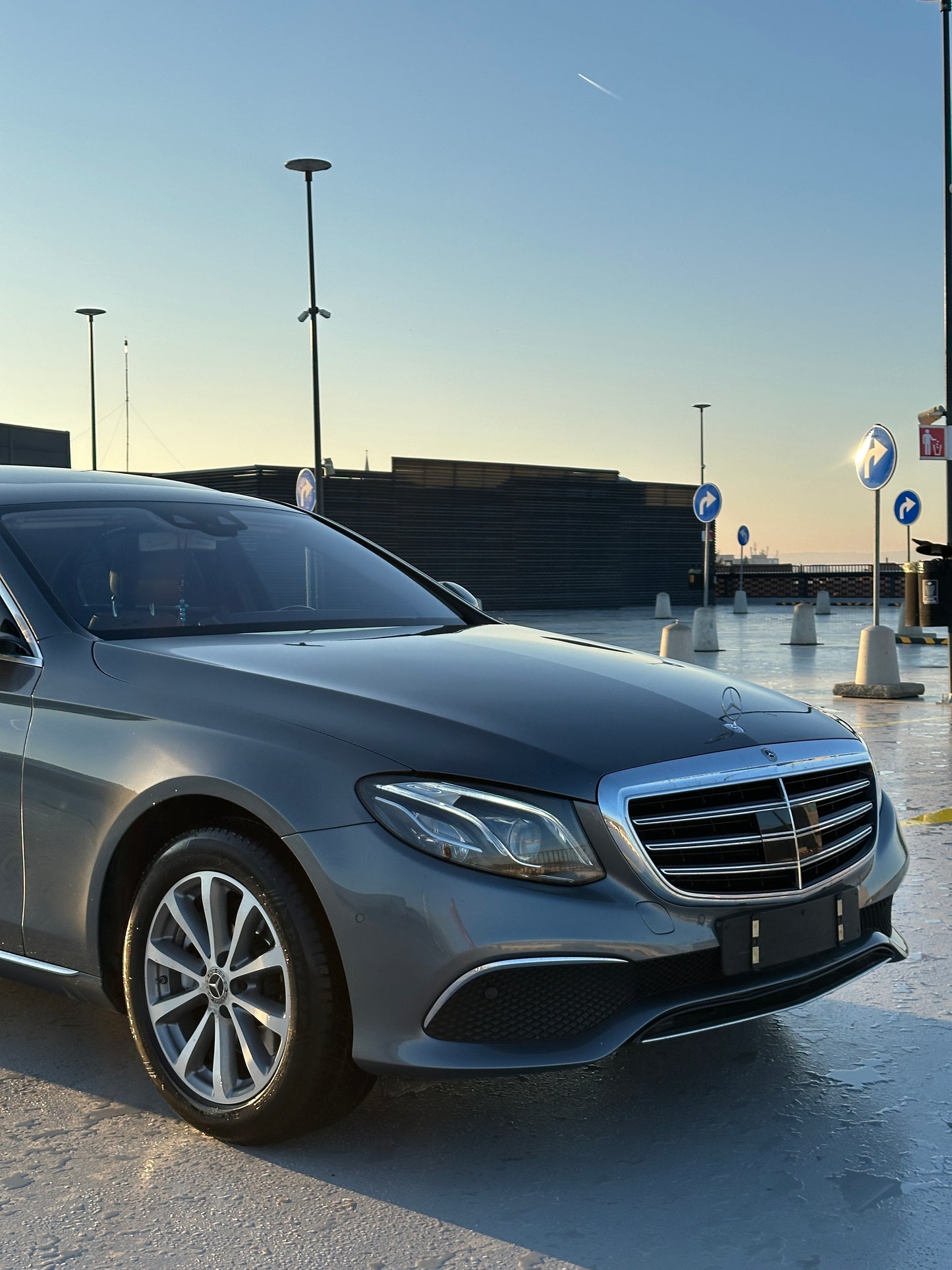 XCARSWAP Digital Car Buyer Guide + Bonus Entry