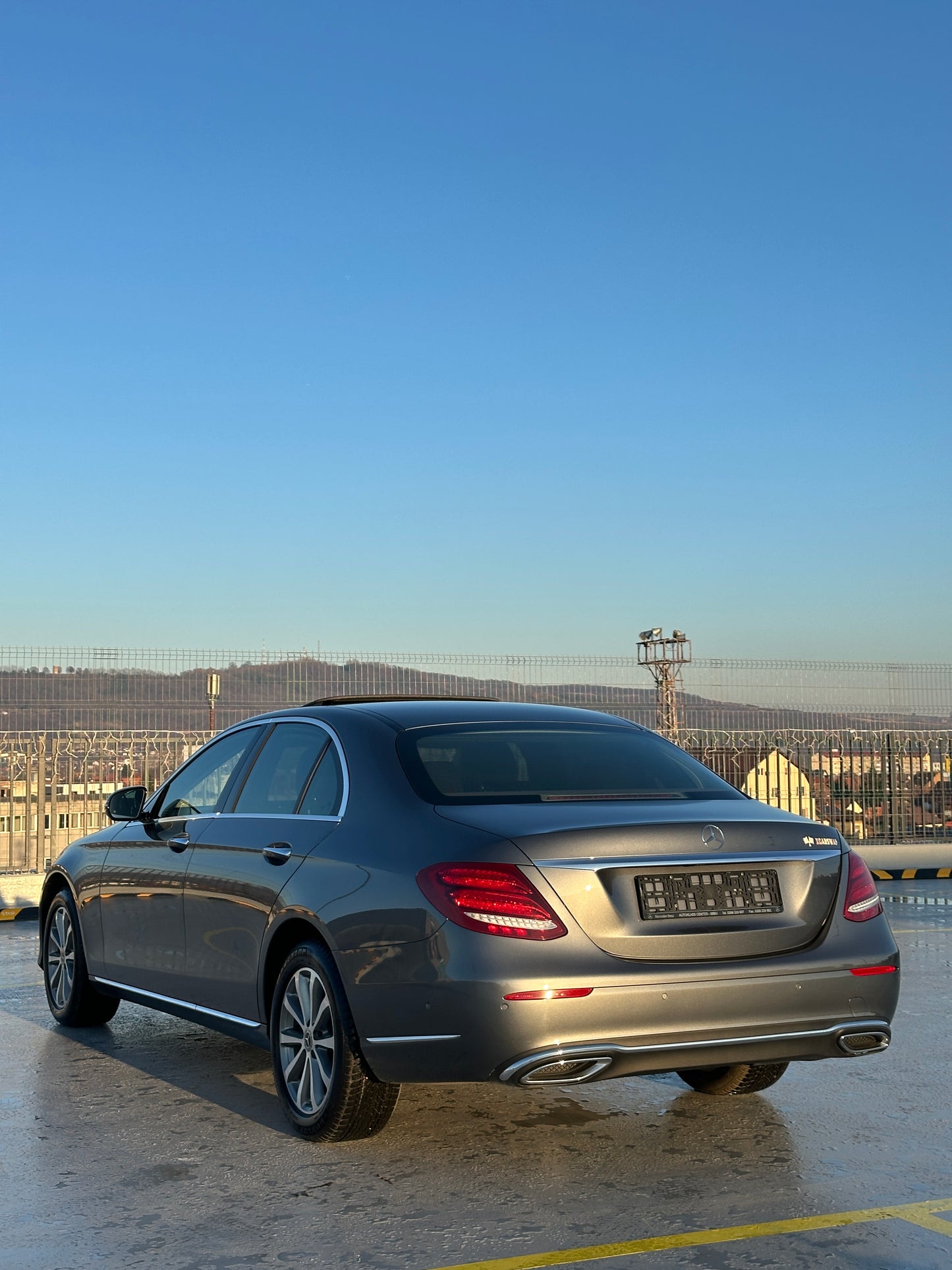 XCARSWAP Digital Car Buyer Guide + Bonus Entry